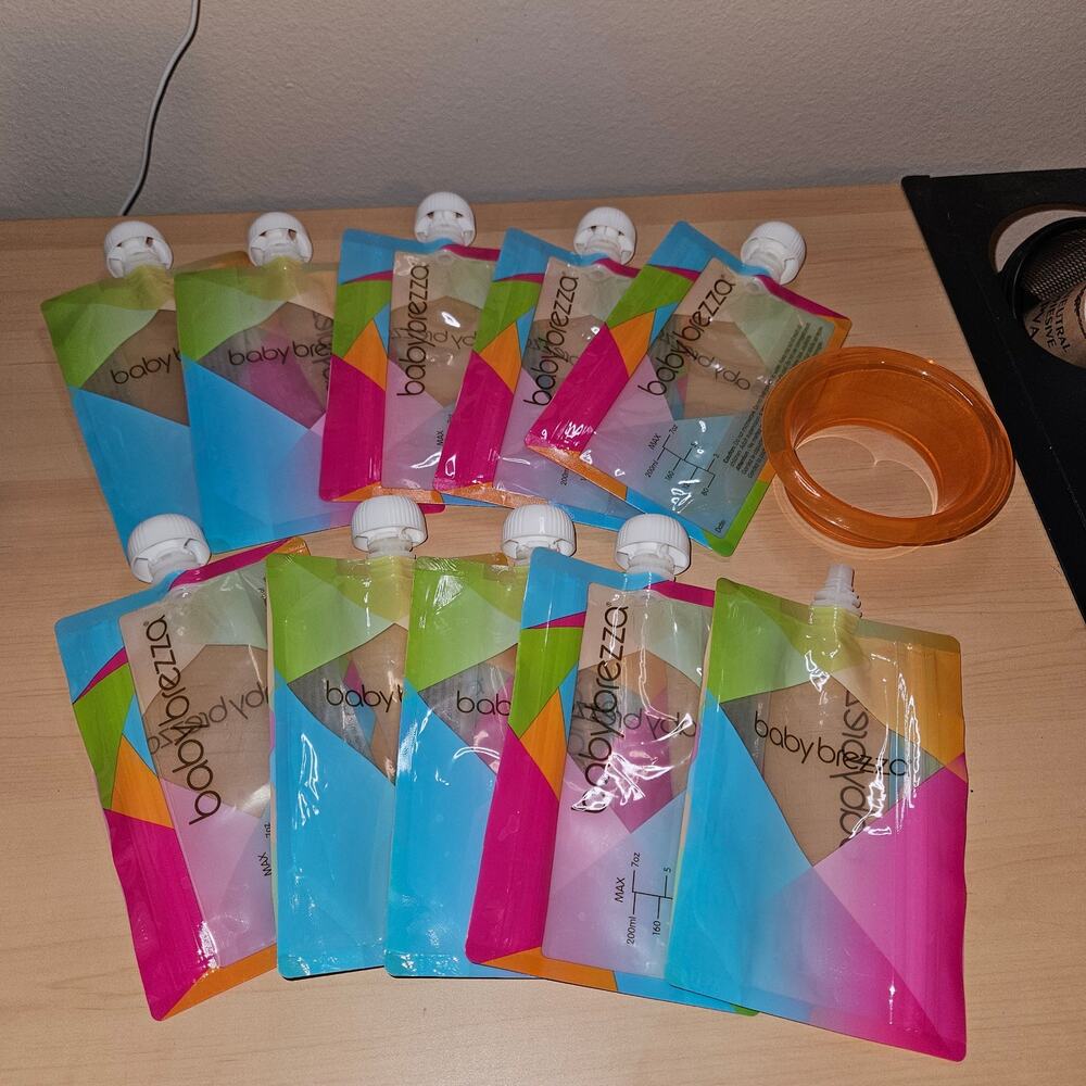 Baby Brezza Food Pouches Size 7 oz Multi-color Reusable- Pack of 10 with Funnel